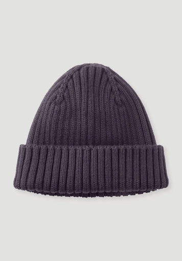 Knitted hat made from pure organic cotton Knitted hat made from pure organic cotton