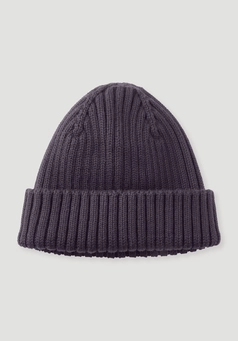 Knitted hat made from pure organic cotton