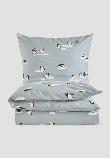 Flannel bedding with penguin design, made from pure organic cotton Flannel bedding with penguin design, made from pure organic cotton