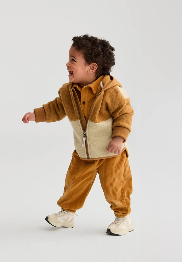 Corduroy trousers made from pure organic cotton