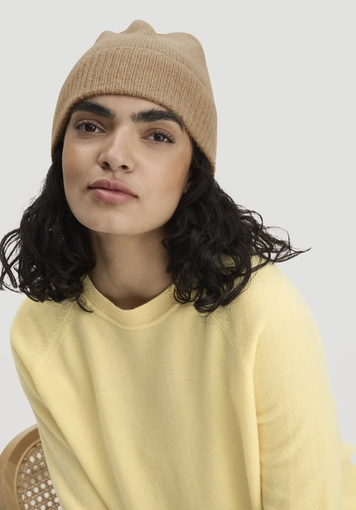 BETTER RECYCLING hat made of pure cashmere - 0