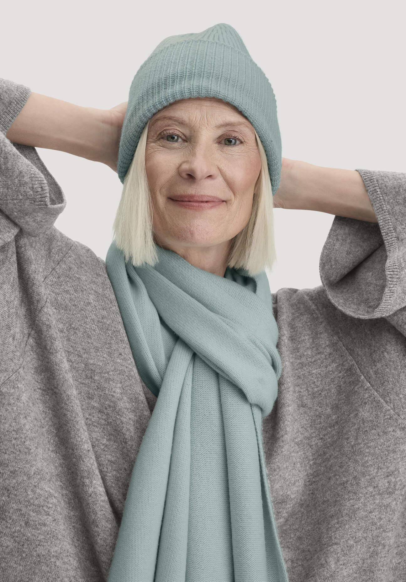 hessnatur Damen Strick Mütze aus Bio-Merinowolle mit Cashmere - grün - Größe 1size