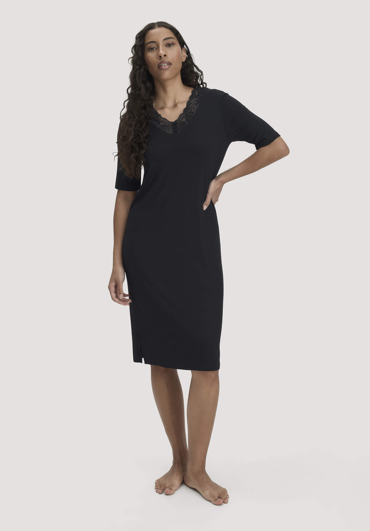 hessnatur Damen Kurzarm Nachthemd PURE SENSE aus TENCEL™ Modal - schwarz Grösse34