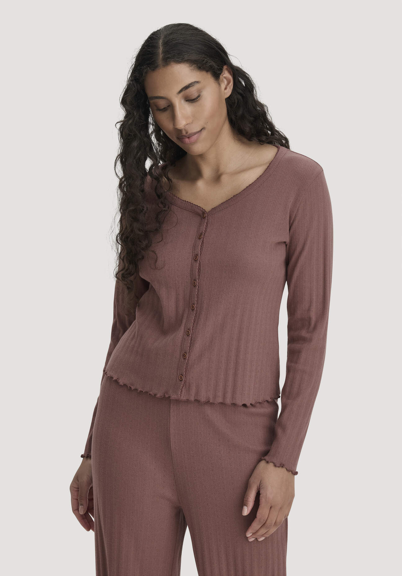hessnatur Damen Pointelle Cardigan PURE COTTON aus Bio-Baumwolle - braun Grösse42