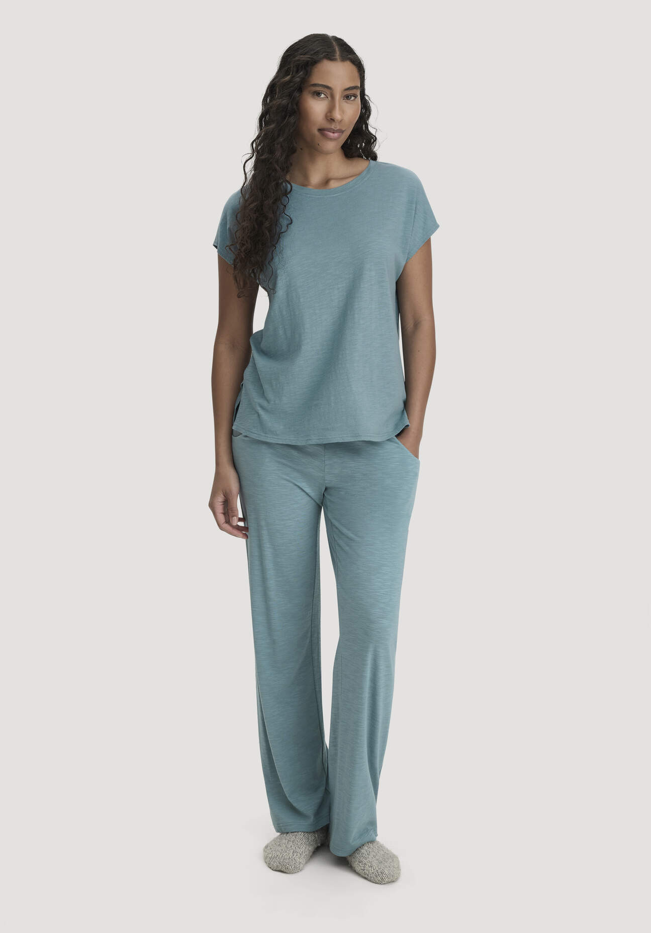 hessnatur Damen Schlafhose PURE SENSE Relaxed aus Bio-Baumwolle mit TENCEL™ Modal - blau Grösse40