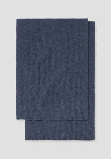 Knitted scarf made from organic merino wool with recycled wool and organic cotton Knitted scarf made from organic merino wool with recycled wool and organic cotton