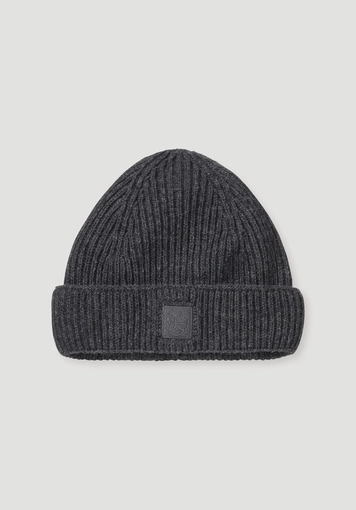 Knitted hat made from organic merino wool with recycled wool and organic cotton Knitted hat made from organic merino wool with recycled wool and organic cotton