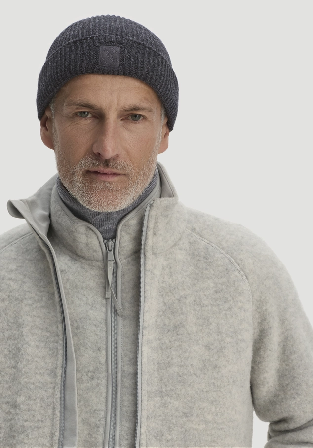 Strickmütze aus Bio-Merinowolle mit recycelter Wolle und Bio-Baumwolle