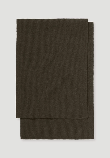 Knitted scarf made from organic merino wool with recycled wool and organic cotton Knitted scarf made from organic merino wool with recycled wool and organic cotton