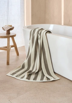 Striped towel made of pure organic cotton