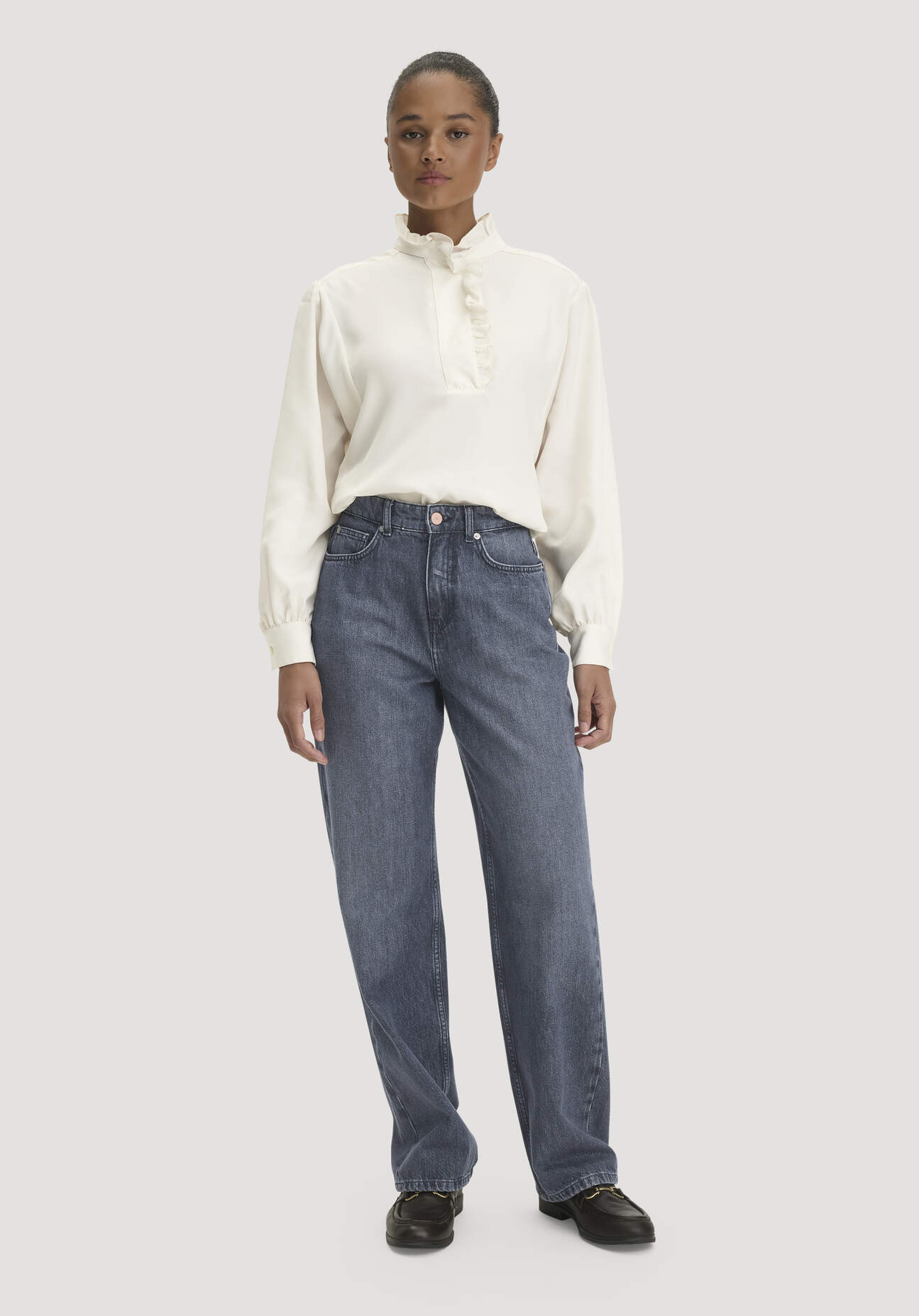 hessnatur Damen Jeans GIERA Straight Relaxed aus Bio-Baumwolle mit recycelter Baumwolle - blau Grösse28/34