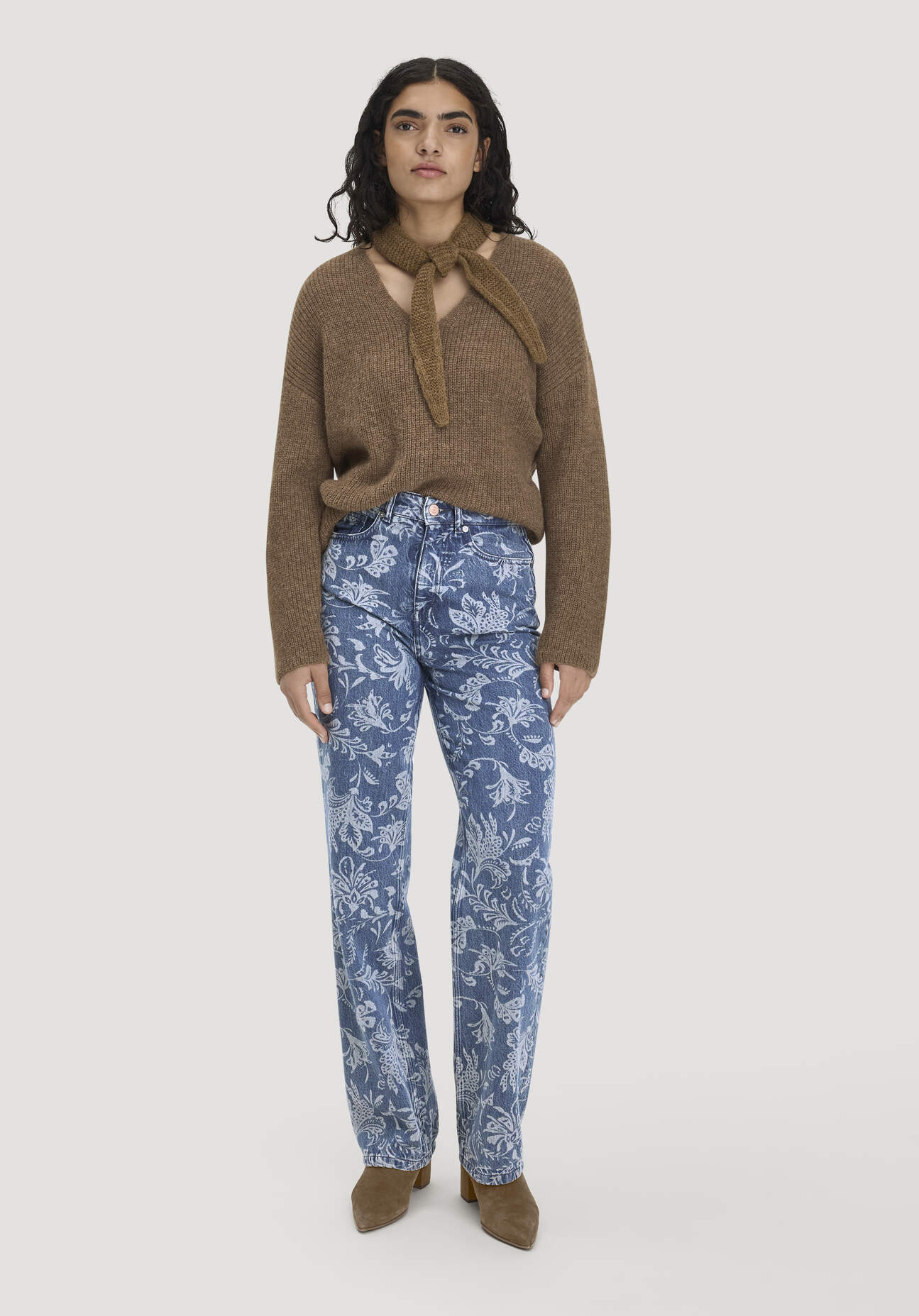 hessnatur Damen Jeans Straight Relaxed aus Bio-Baumwolle mit TENCEL™ Lyocell - blau - Größe 27