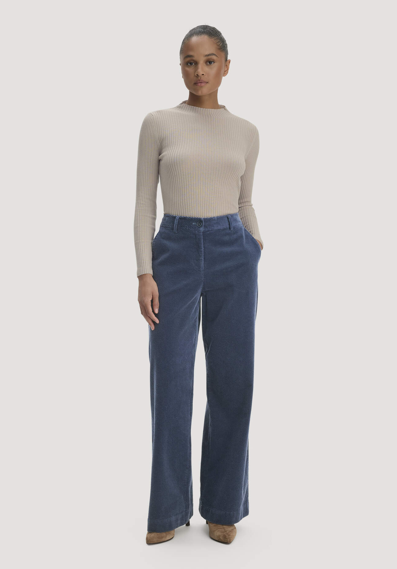 hessnatur Damen Cordhose Wide Leg Relaxed aus Bio-Baumwolle - blau - Größe 34