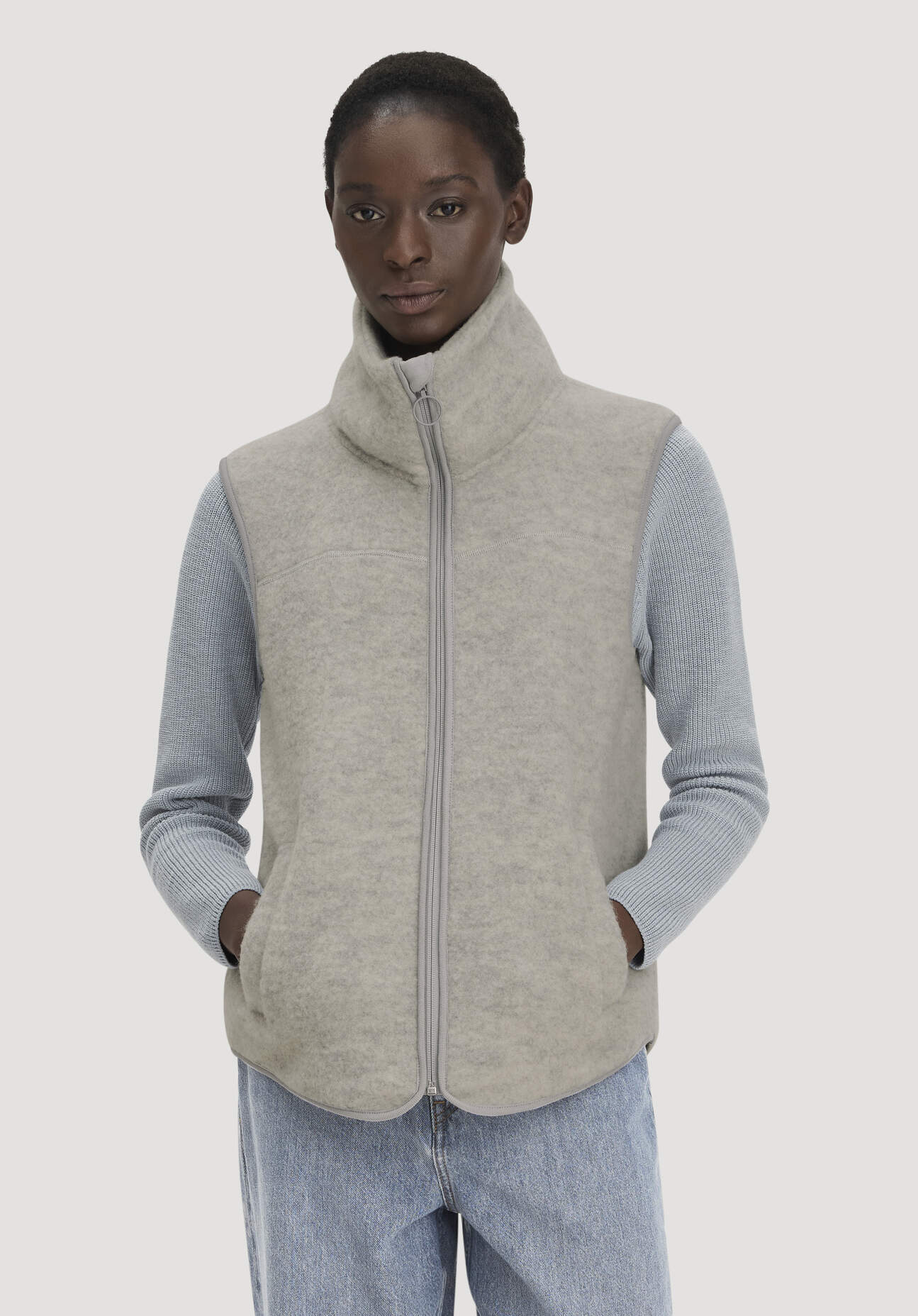 hessnatur Damen Wollfleece Weste Regular aus Merinowolle - grau - Größe S
