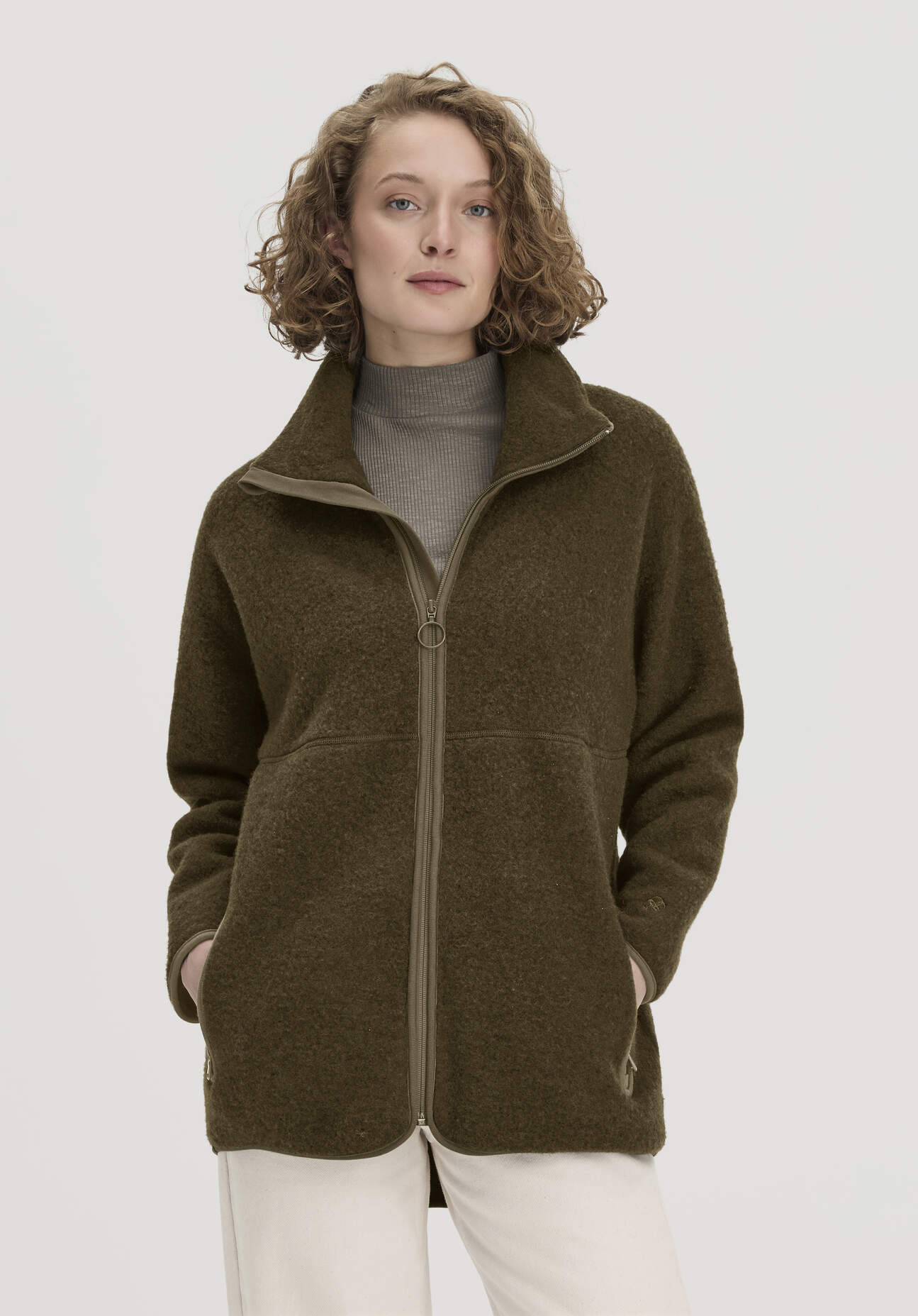 hessnatur Damen Wollfleece Jacke Oversize aus Bio-Merinowolle - grün - Größe S