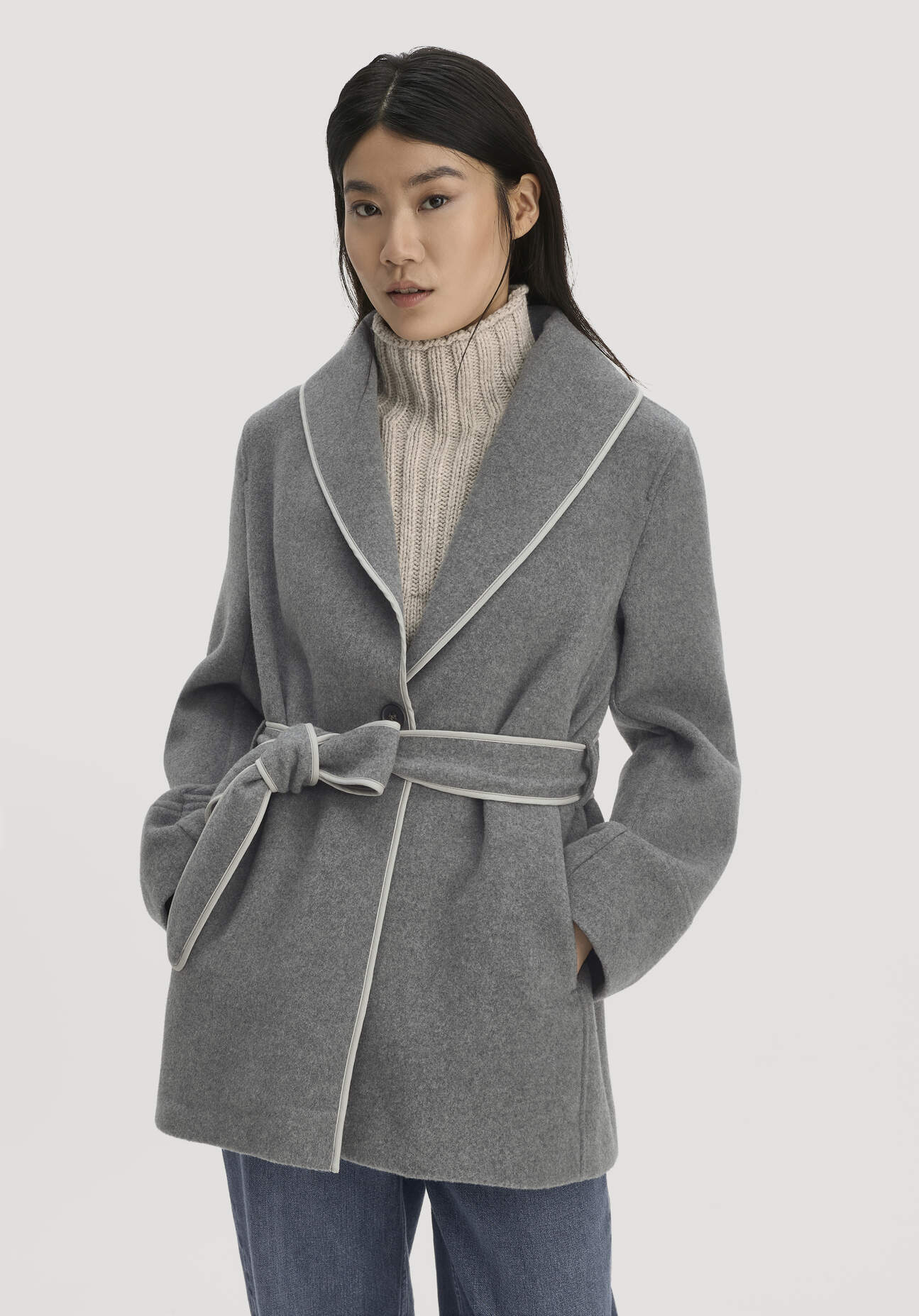 hessnatur Damen Wolljacke Relaxed aus 100% recycelter Wolle - grau Grösse44