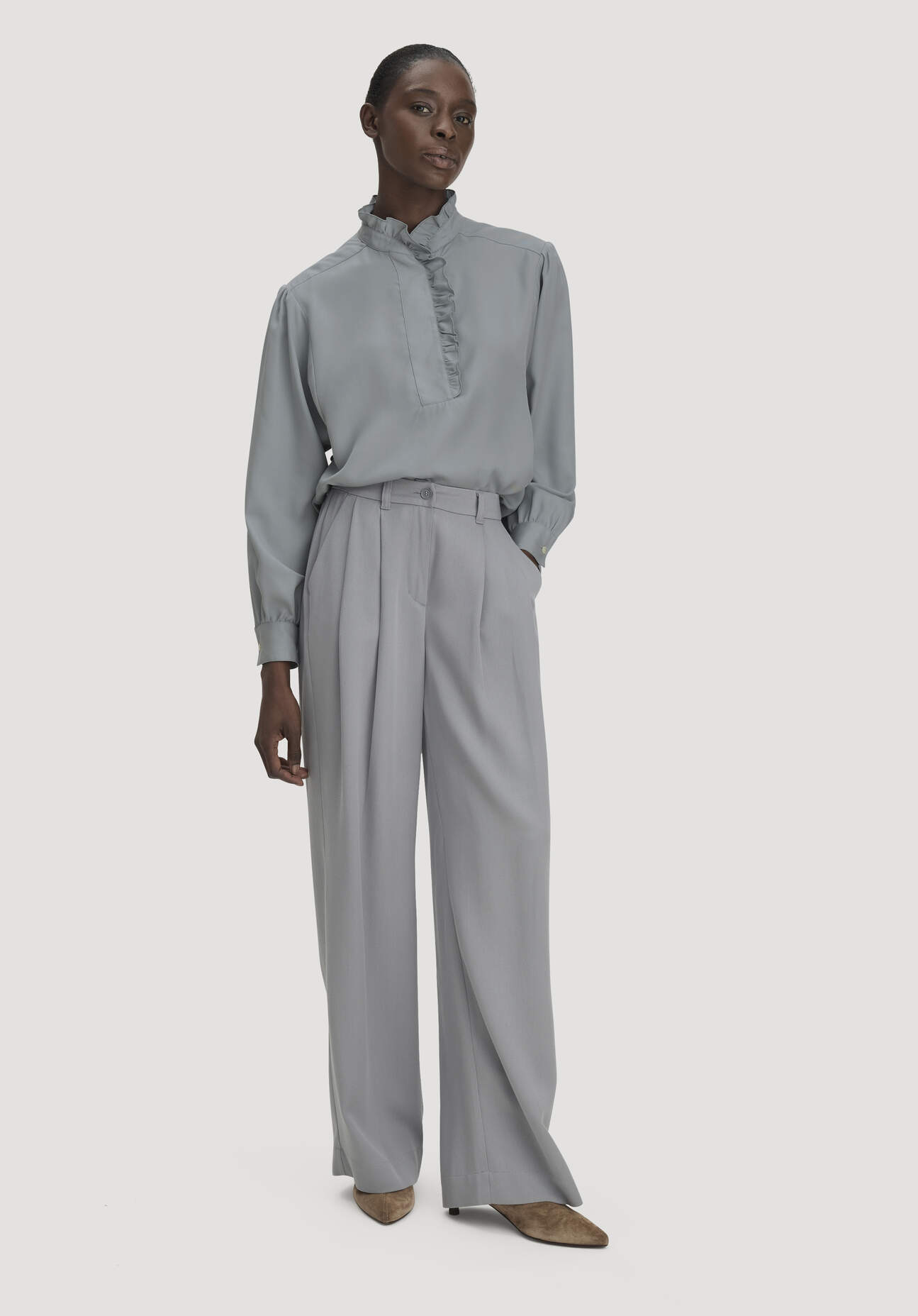 hessnatur Damen Twill-Hose Wide Leg aus TENCEL™ Lyocell - blau Grösse34