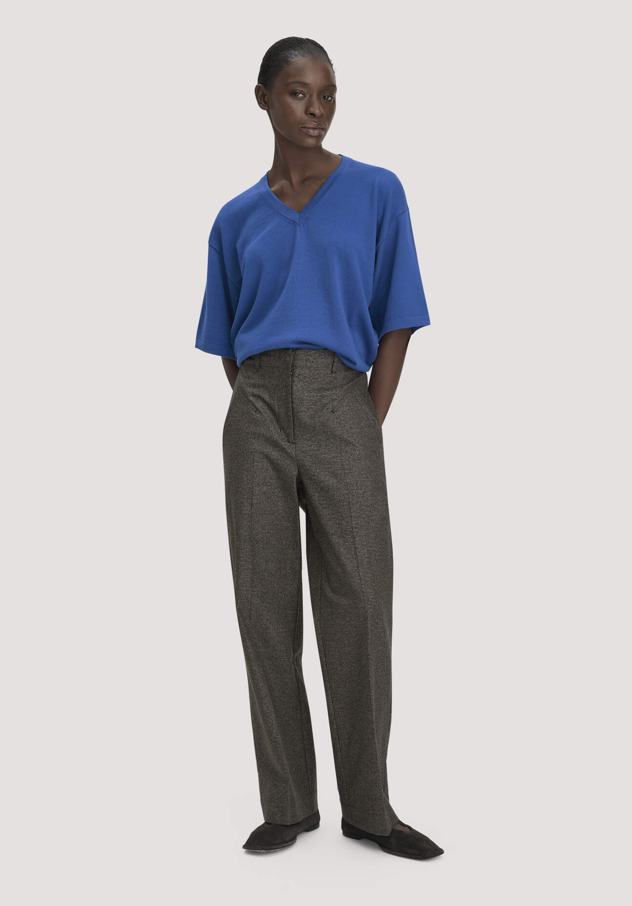 hessnatur Damen Hose Straight Leg aus Bio-Baumwolle - schwarz Grösse44