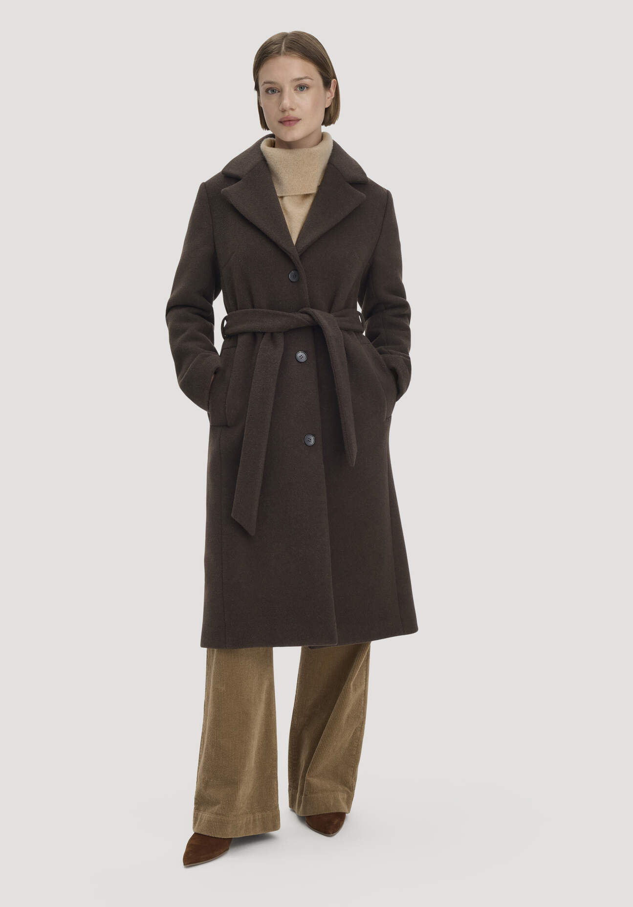 hessnatur Damen Wollmantel mit Revers Regular aus recycelter Wolle - braun - Größe 48