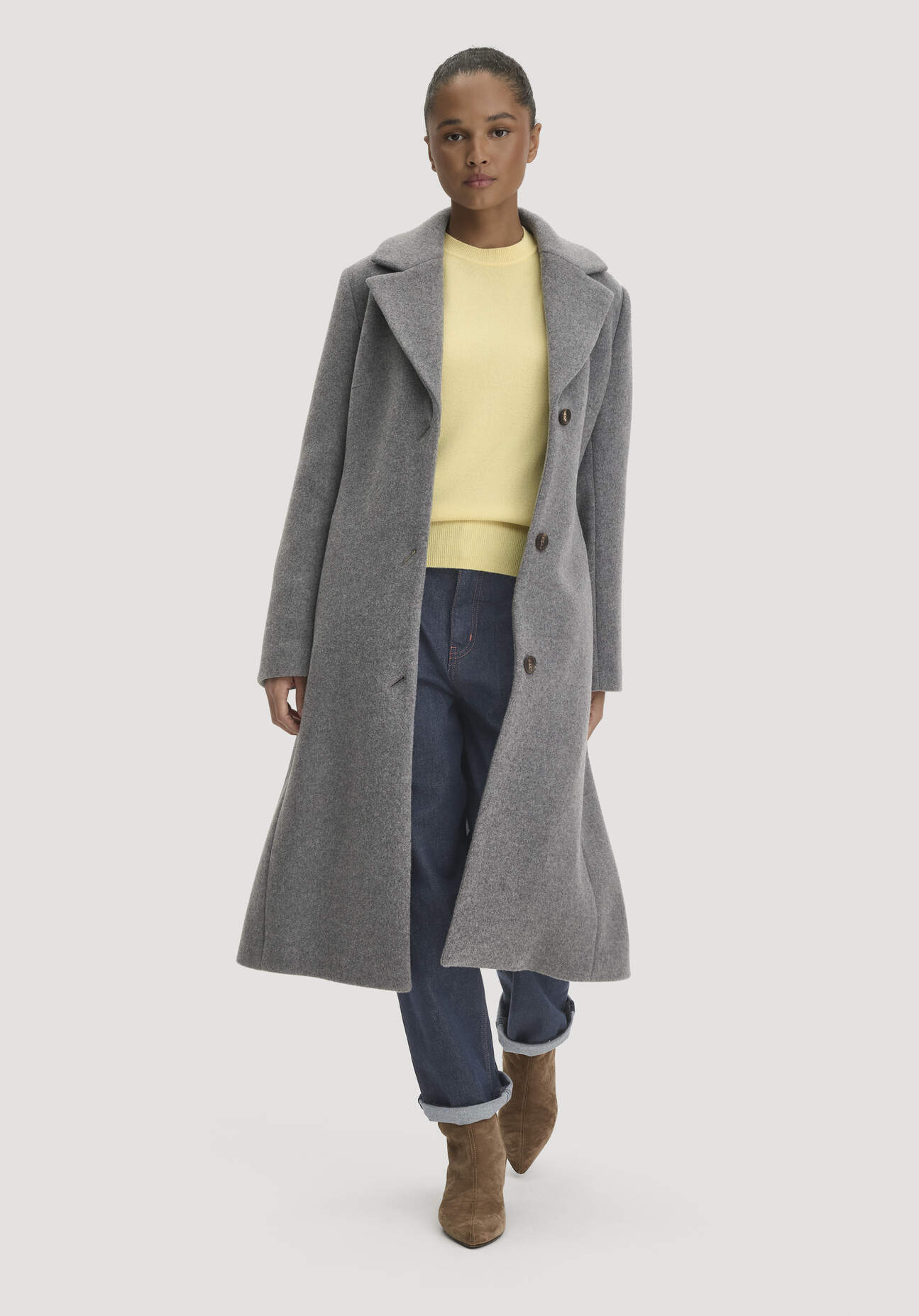 hessnatur Damen Wollmantel mit Revers Regular aus recycelter Wolle - grau - Größe 44
