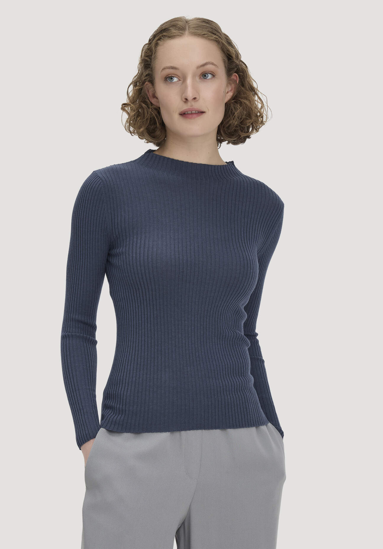 hessnatur Damen Strick Pullover Fitted aus TENCEL™ Lyocell mit Bio-Baumwolle - blau GrösseL