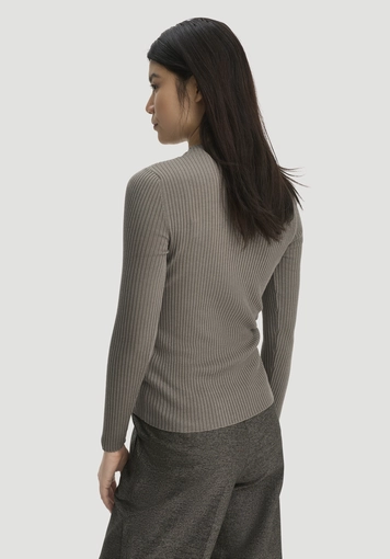 Fitted knit sweater made from TENCEL™ Lyocell with organic cotton - 2