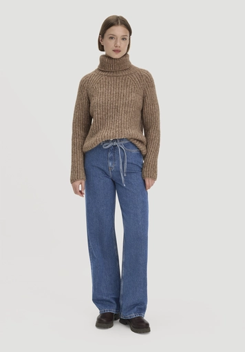 Relaxed knit turtleneck sweater made of alpaca with organic cotton - 1