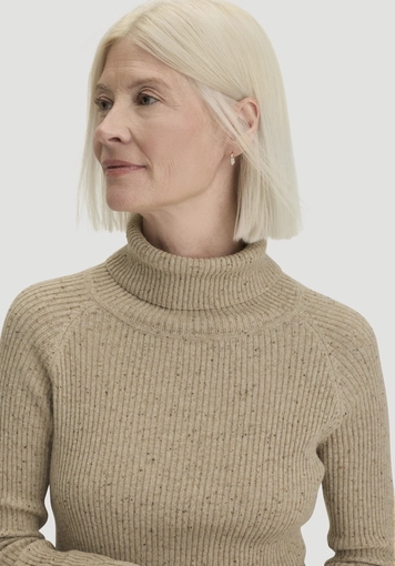 Slim fit roll-neck sweater made from organic cotton and recycled virgin wool - 3