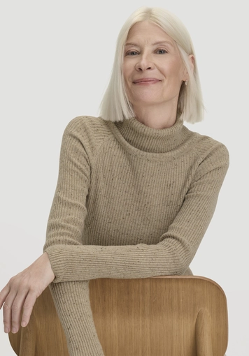 Slim fit roll-neck sweater made from organic cotton and recycled virgin wool - 4