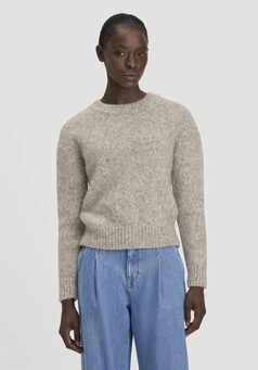 Relaxed knit sweater made of alpaca with organic cotton
