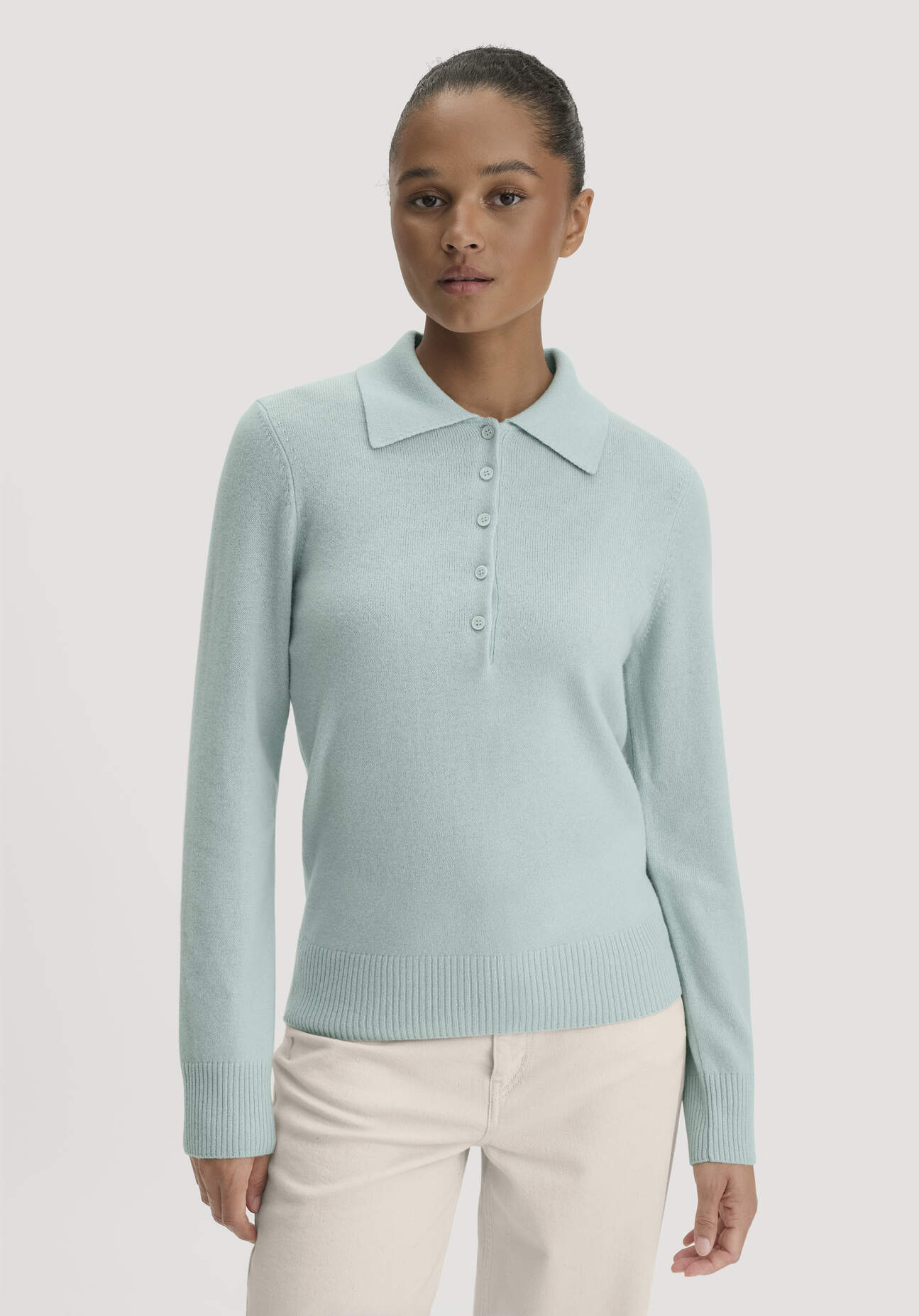 hessnatur Damen Polo-Pullover Regular aus Bio-Schurwolle mit Cahsmere - grün - Größe L