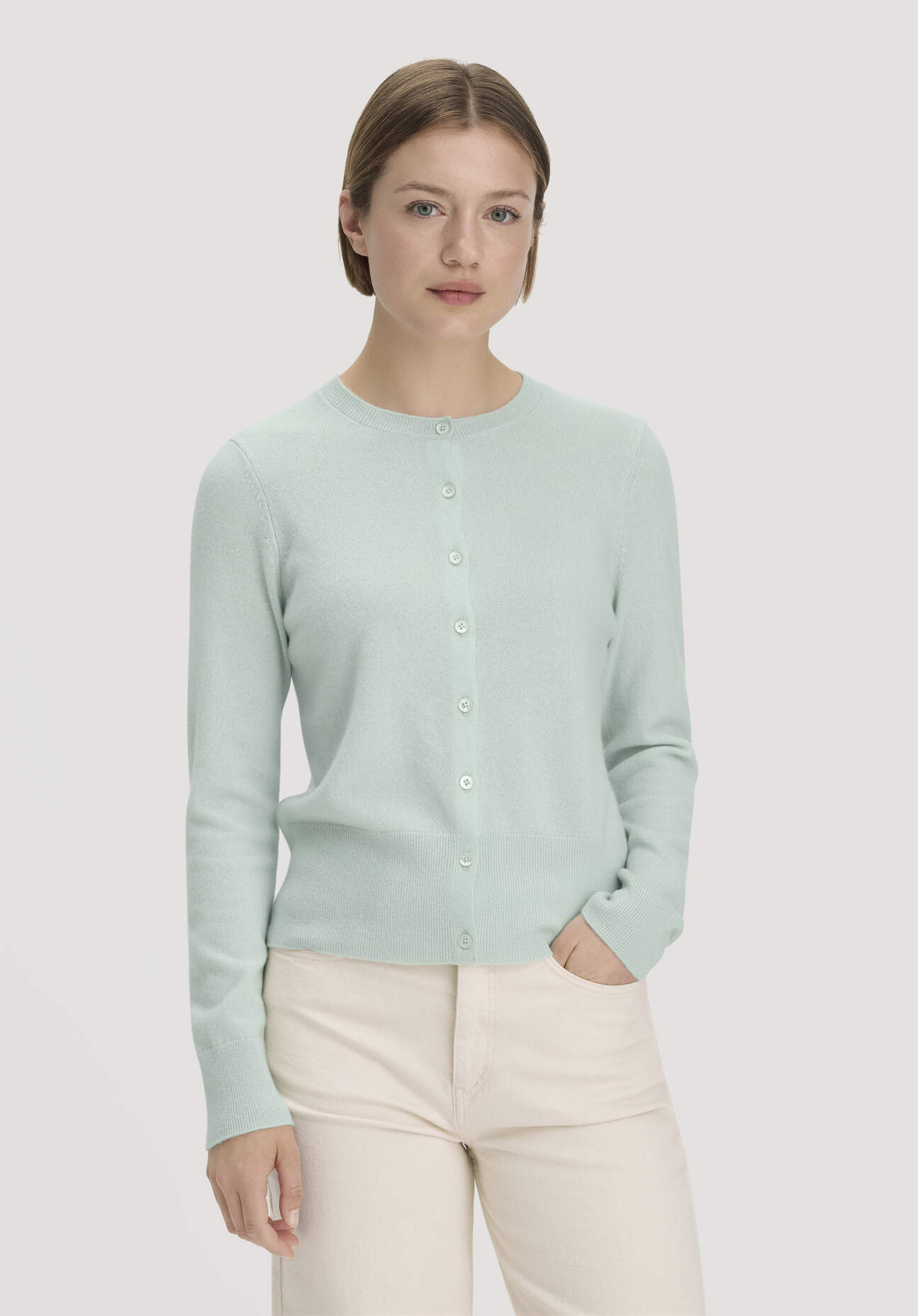 hessnatur Damen Strick Jacke Regular BETTER RECYCLING aus Cashmere - grün GrösseL