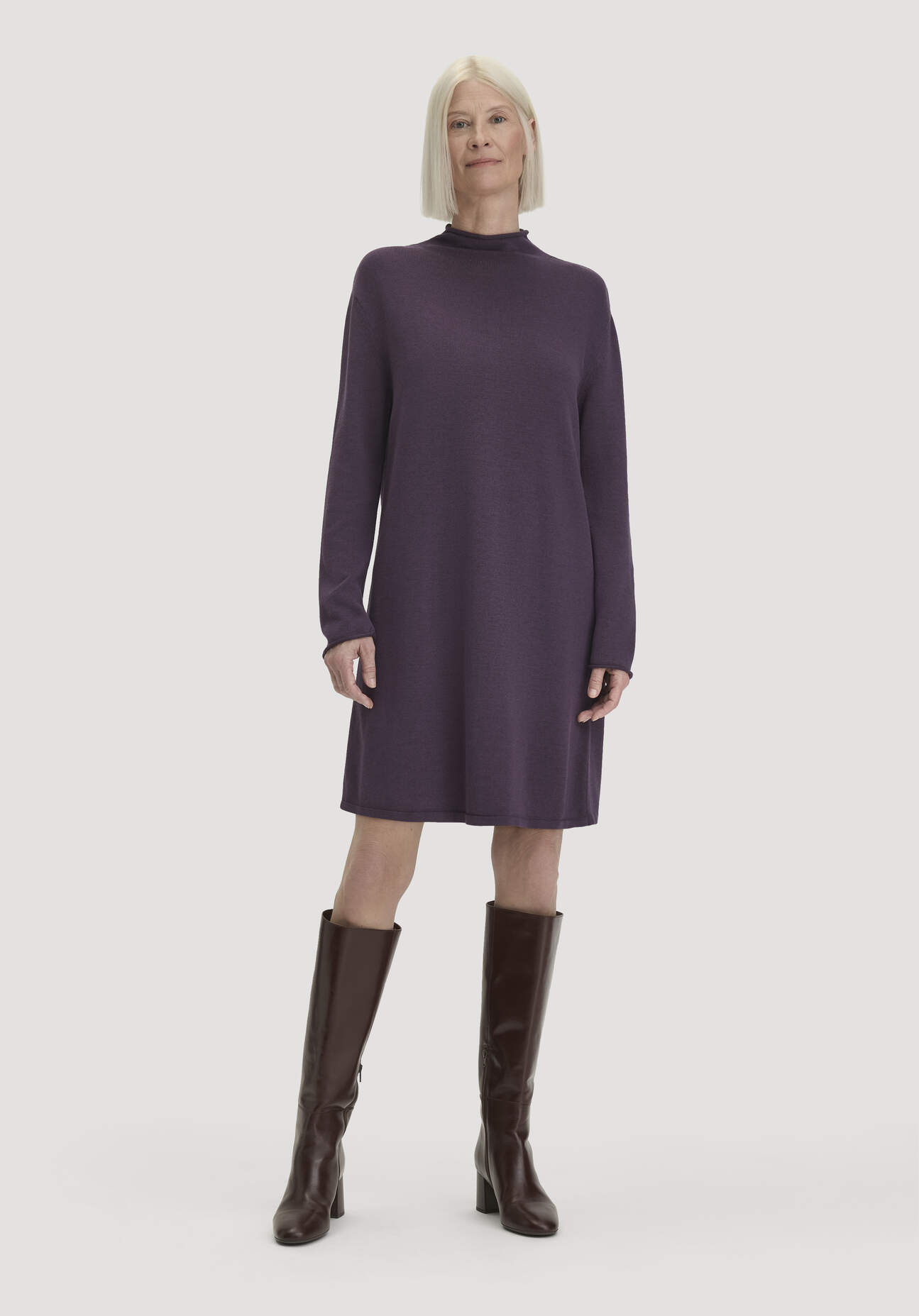 hessnatur Damen Strickkleid Relaxed aus TENCEL™ Lyocell mit Bio-Baumwolle - lila GrösseL