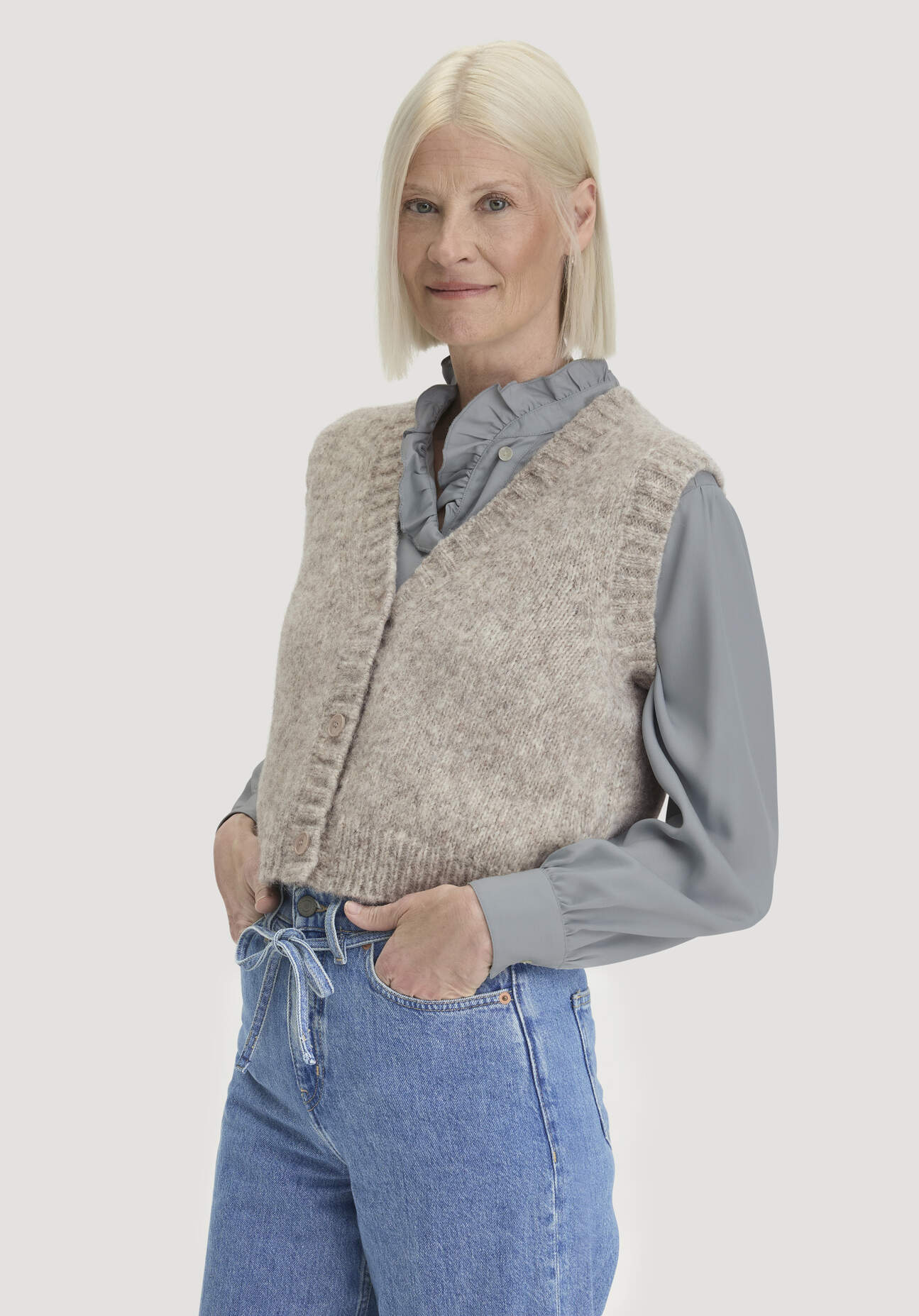 hessnatur Damen Strickweste Relaxed aus Alpaka und Bio-Baumwolle - grau GrösseL
