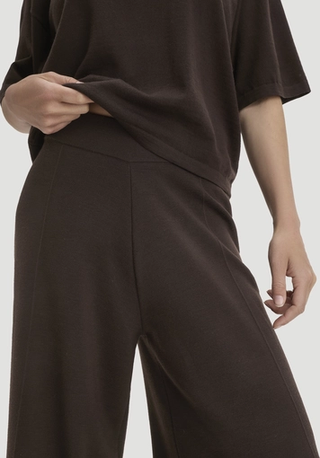 Relaxed knitted culottes made from pure organic merino wool - 2