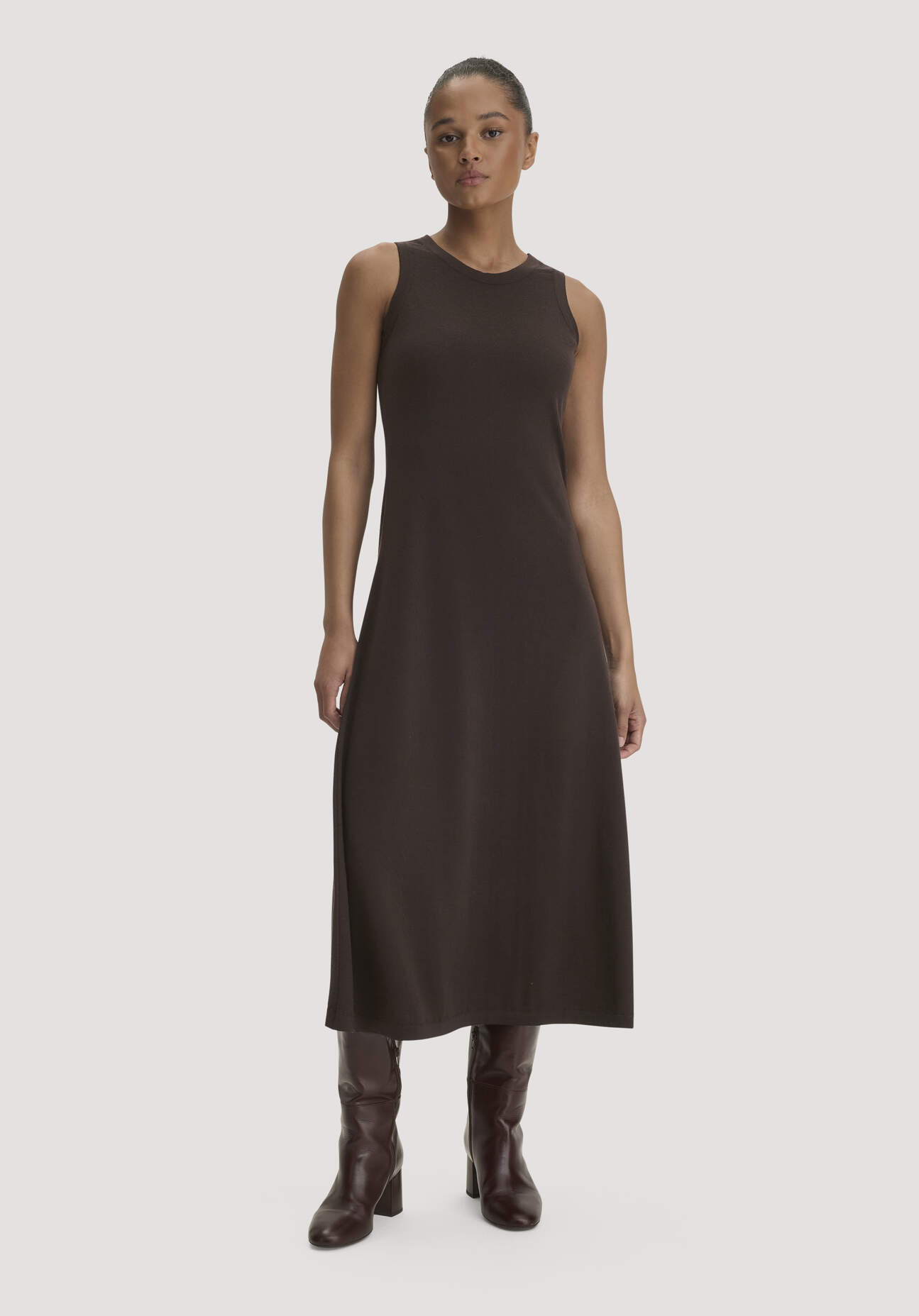 hessnatur Damen Strickkleid Regular aus Bio-Merinowolle - braun GrösseL