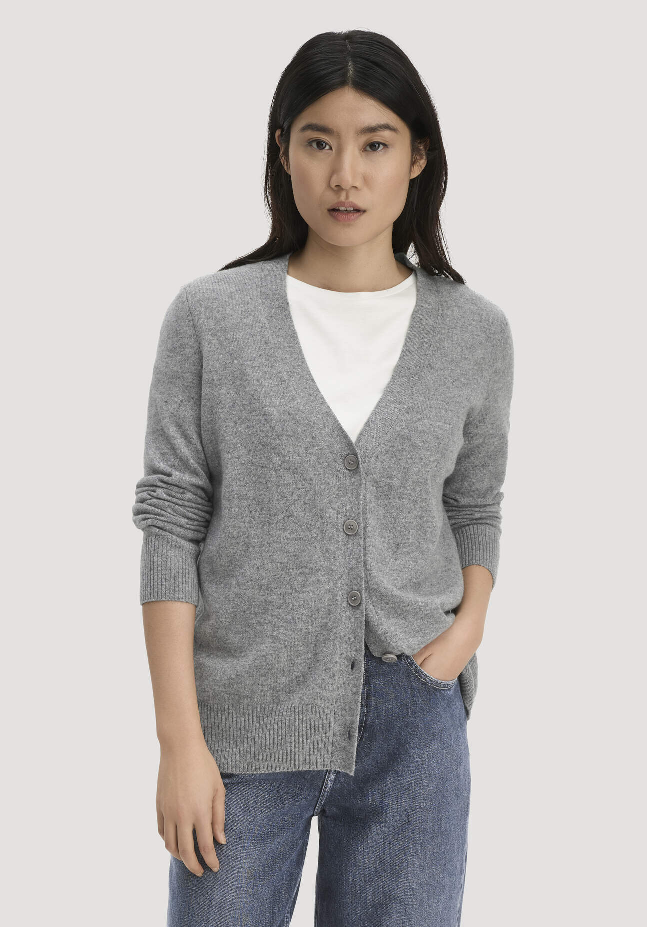 hessnatur Damen Strickjacke Relaxed aus Bio-Schurwolle mit Cashmere - grau GrösseL
