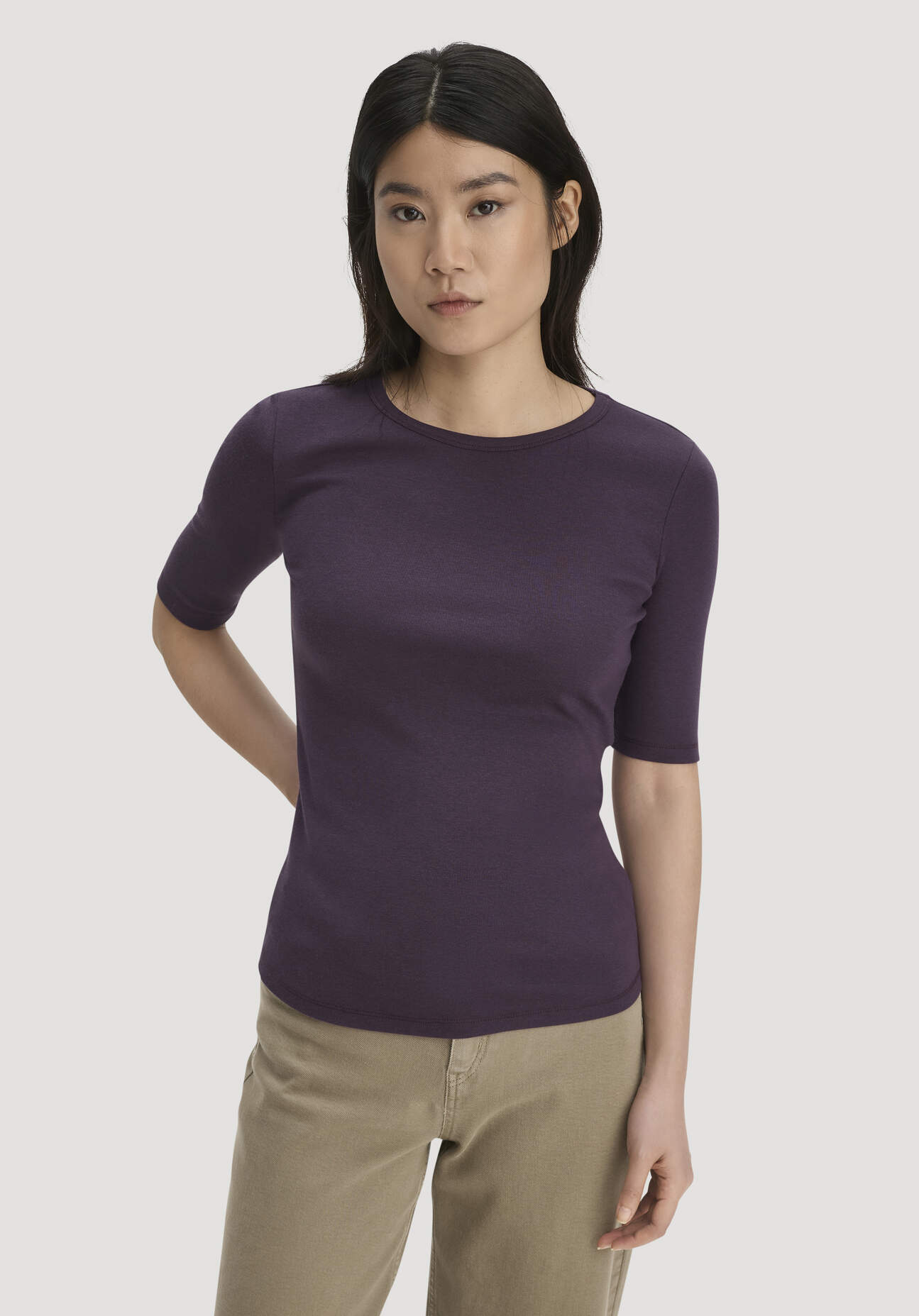 hessnatur Damen Softrib T-Shirt Fitted aus Bio-Baumwolle und TENCEL™ Modal - lila Grösse34