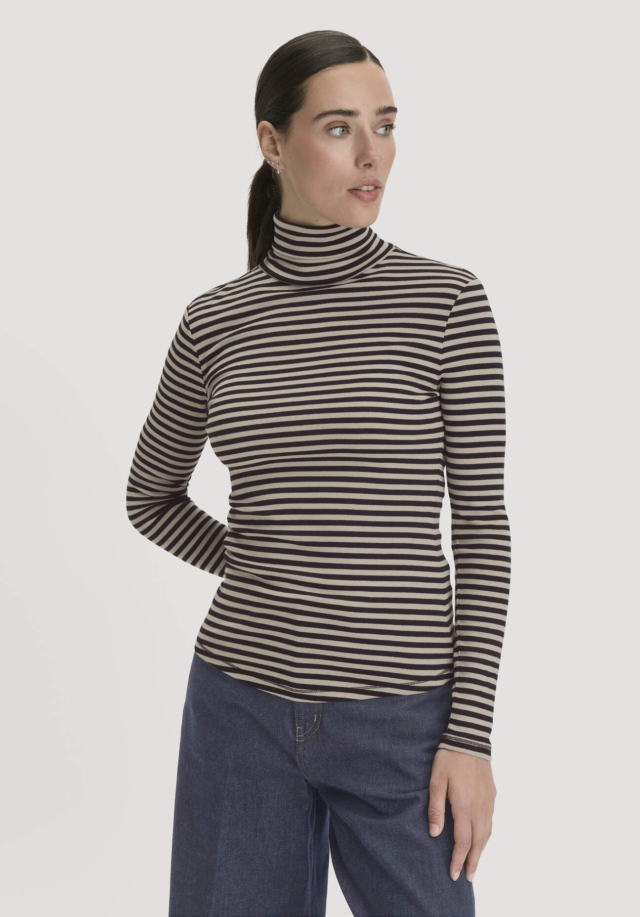 hessnatur Damen Streifen Softrib Longsleeve Fitted aus Bio-Baumwolle und Modal - schwarz Grösse34