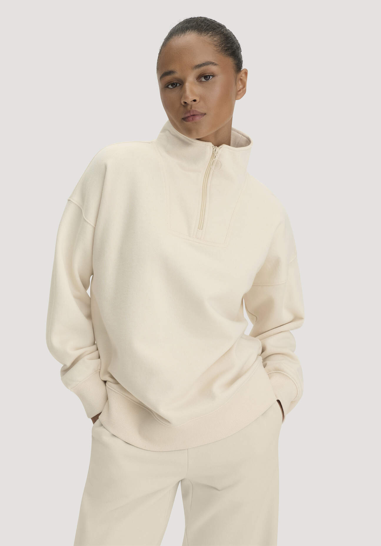hessnatur Damen Troyer-Sweatshirt Oversize aus Bio-Baumwolle mit recycelter Baumwolle - naturfarben GrösseL