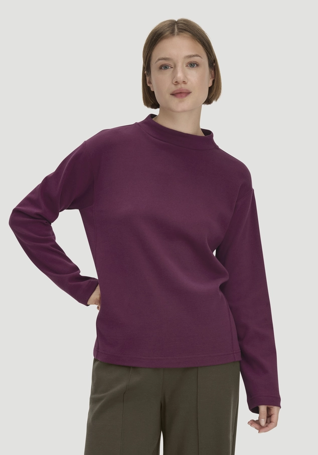 Oversized long-sleeved top made from pure organic cotton