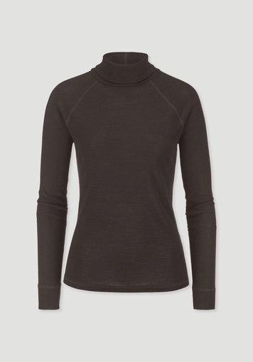 Slim long-sleeved top made from organic virgin wool and TENCEL™ Lyocell Slim long-sleeved top made from organic virgin wool and TENCEL™ Lyocell