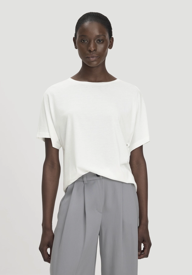 Oversized T-shirt made from TENCEL™ Lyocell and organic cotton