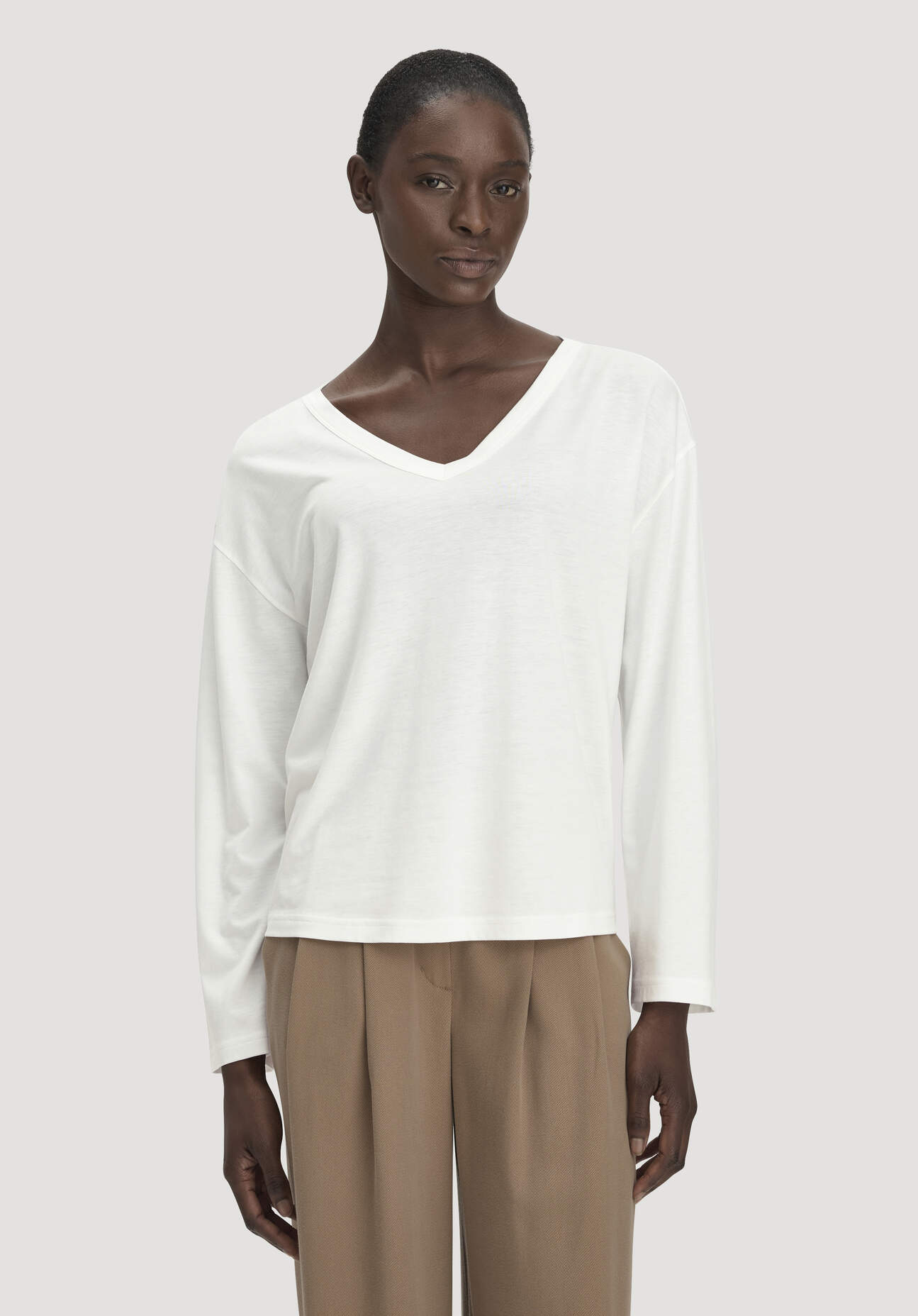 hessnatur Damen Longsleeve Oversize aus TENCEL™ Lyocell und Bio-Baumwolle - weiß GrösseL