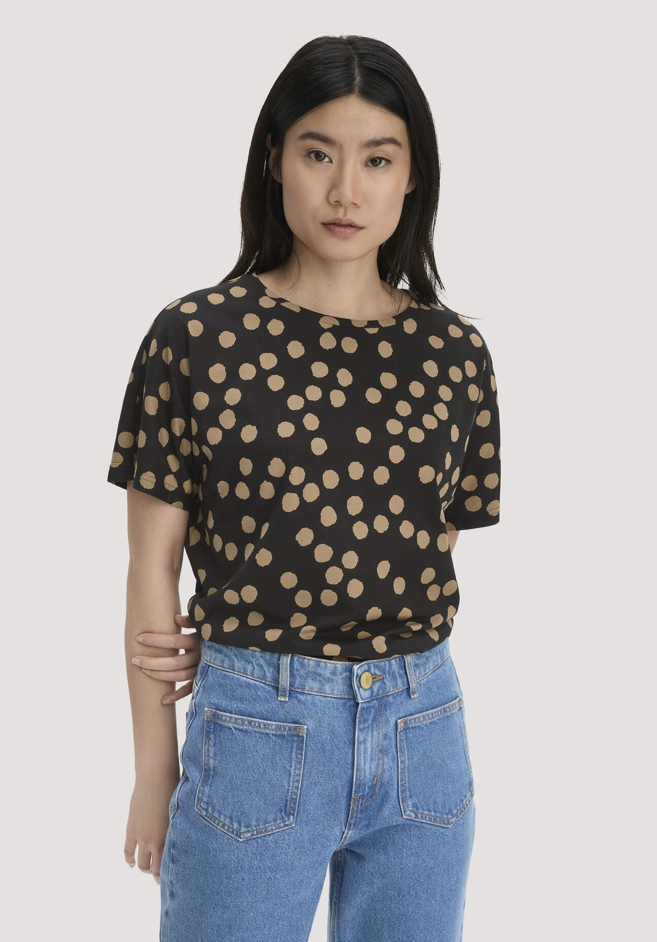 hessnatur Damen Print T-Shirt Oversize aus Bio-Baumwolle - schwarz GrösseL