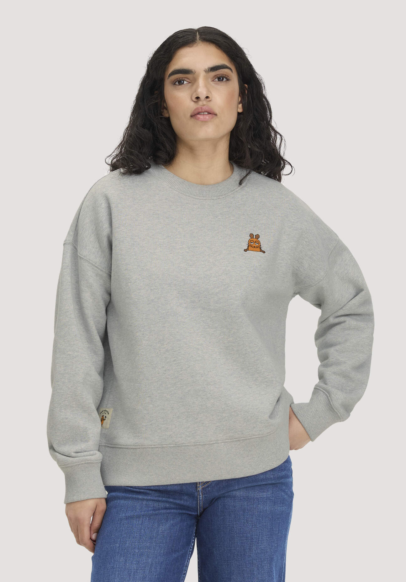 hessnatur Damen Sweatshirt DIE MAUS Oversize aus Bio-Baumwolle mit recycelter Baumwolle - grau - Größe S