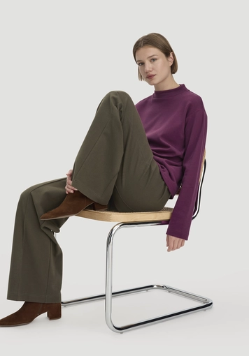 Wide leg relaxed trousers made from organic cotton - 4